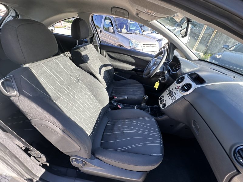 Opel IV 1.2 Twinport essentia 3P