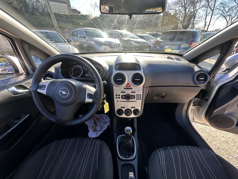 Opel IV 1.2 Twinport essentia 3P