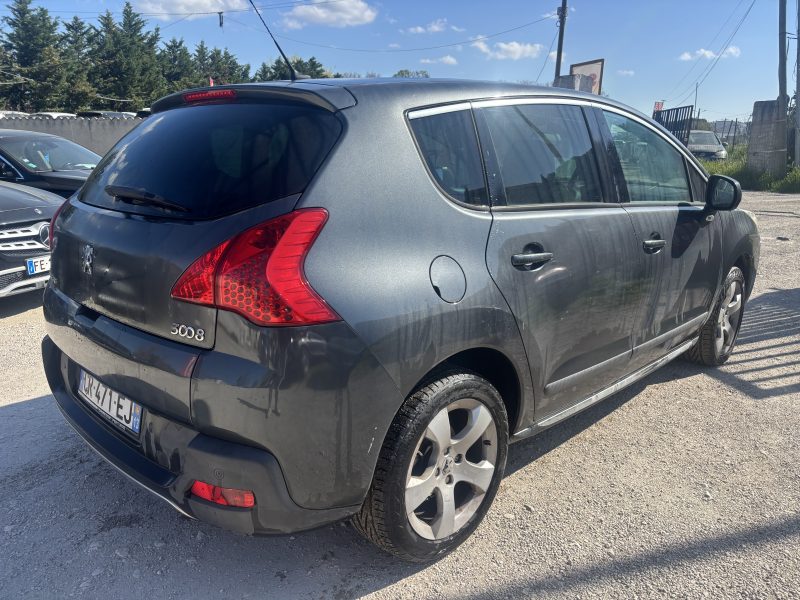 PEUGEOT 3008 1.6 HDI