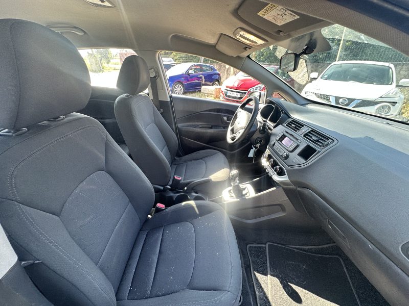 KIA RIO 1.1 CRDI 75 CH