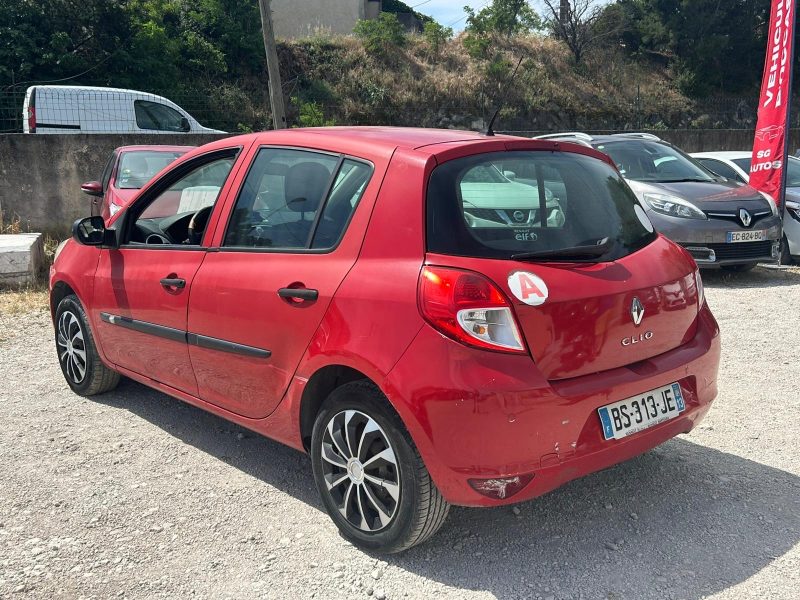 CLIO III 1.2I