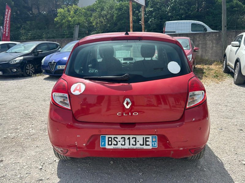 CLIO III 1.2I