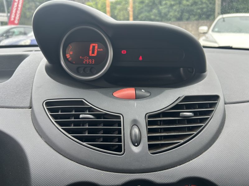 RENAULT TWINGO II 1.2 LEV 16V 75 EXPRESSION