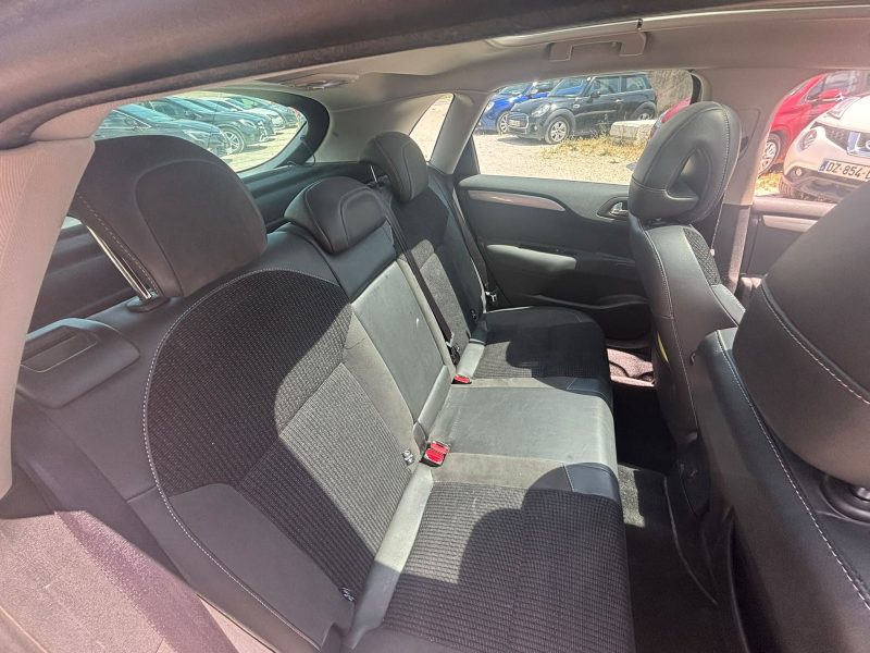 CITROEN C4 1.2 PURE TECH 130 SHINE EAT
