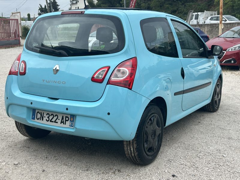 RENAULT TWINGO II 1.2 LEV 16V 75 EXPRESSION