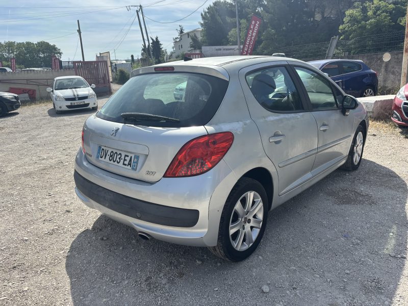 PEUGEOT 207 1.6 16V VTI (120Ch)