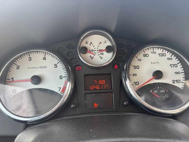 PEUGEOT 207 1.6 16V VTI (120Ch)