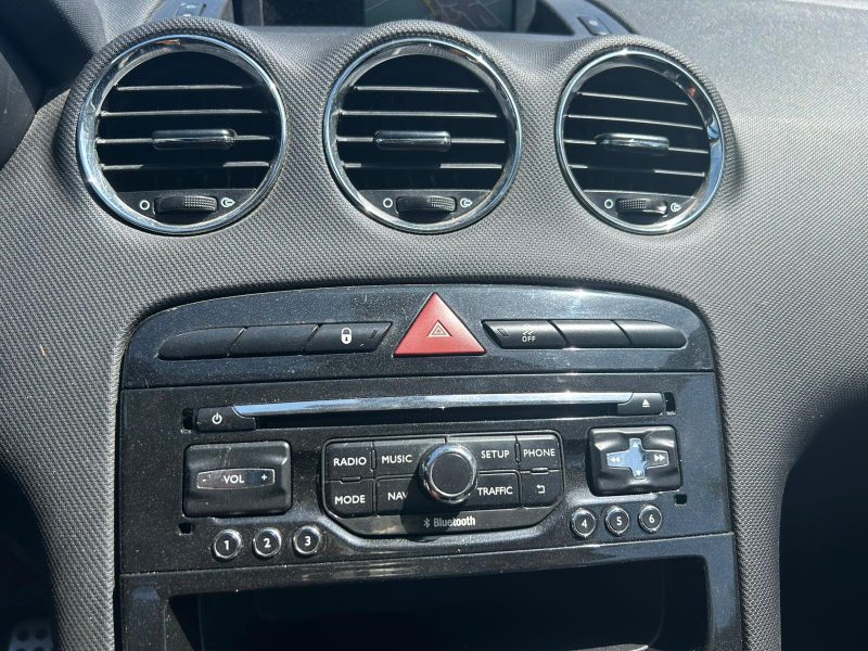 PEUGEOT 308 CC 1.6 E-HDI