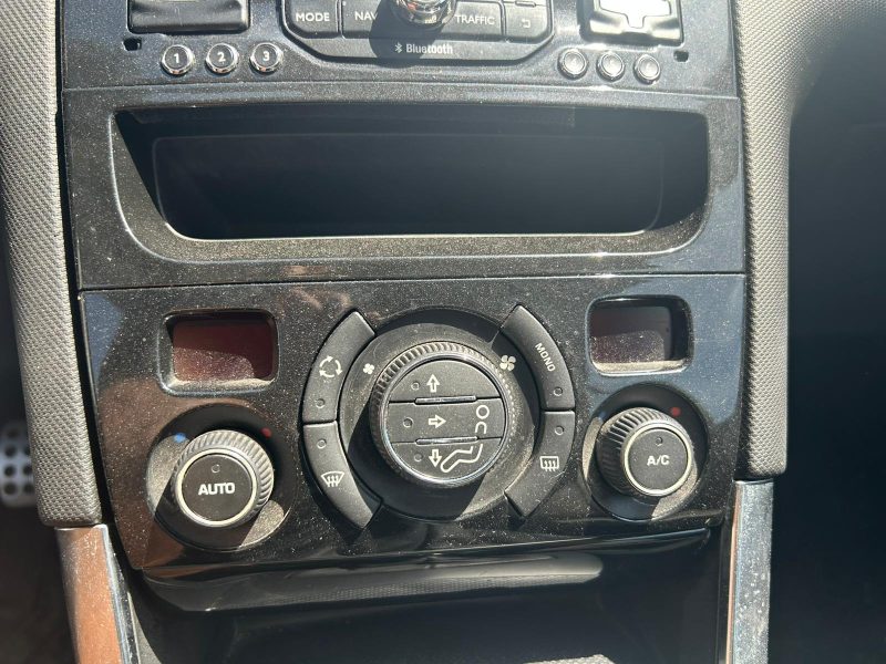 PEUGEOT 308 CC 1.6 E-HDI