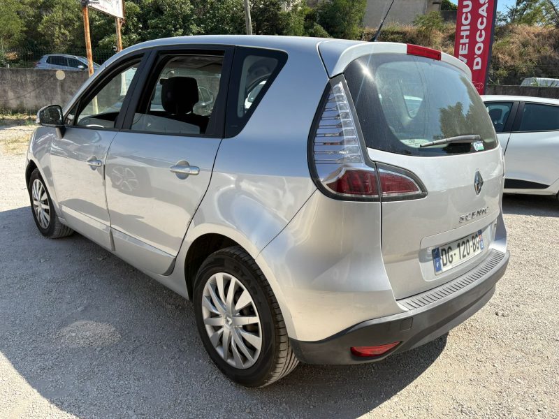 RENAULT SCENIC