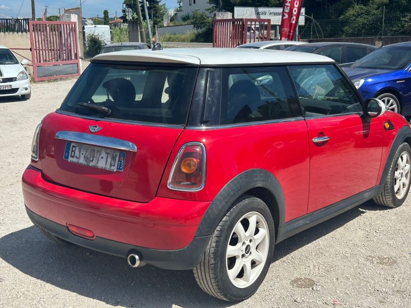 MINI COOPER D 110